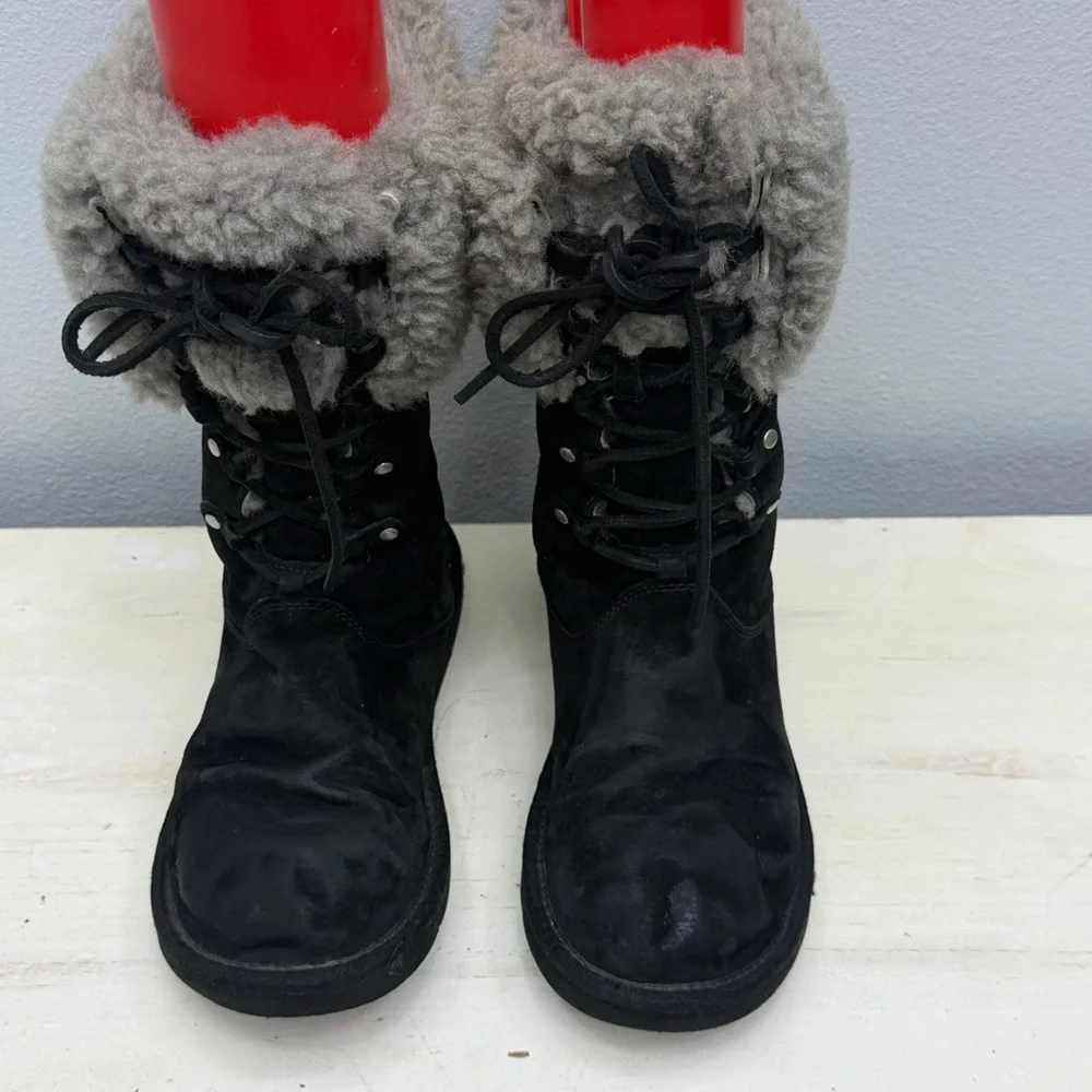 Ugg Black Suede Montclair Lace Up Boots 7